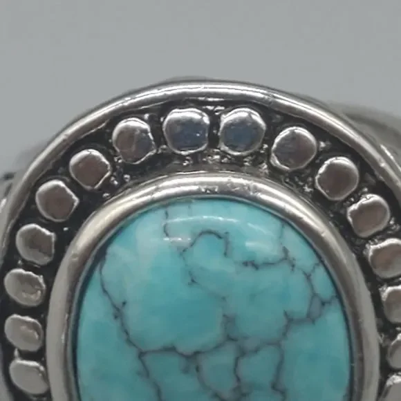 Southwest Style Ring Silver Tone Studded Blue Center Boho size 6.75 - Picture 7 of 8